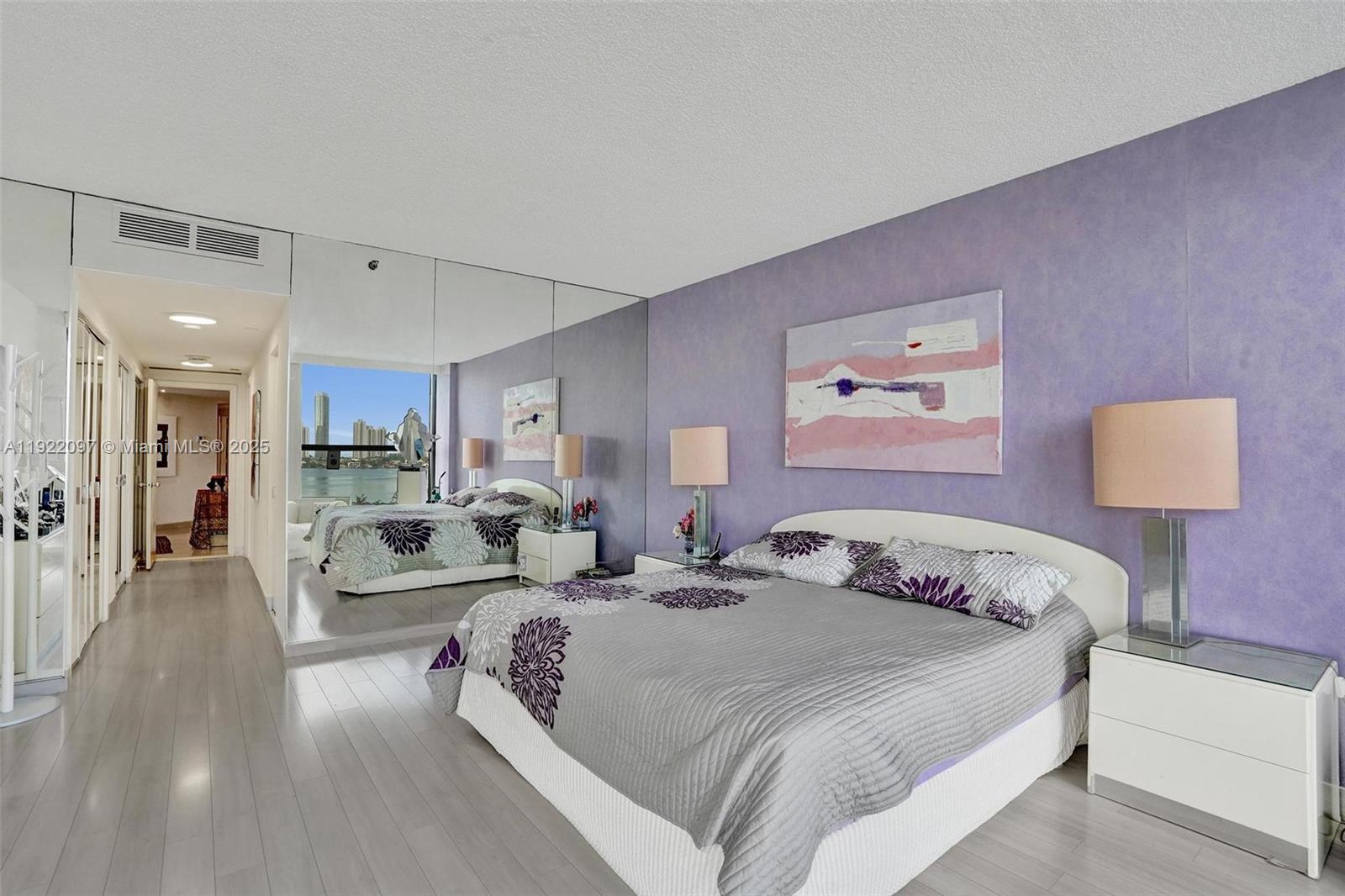 4000 ISL BLVD WILLIAMS IS - Residential