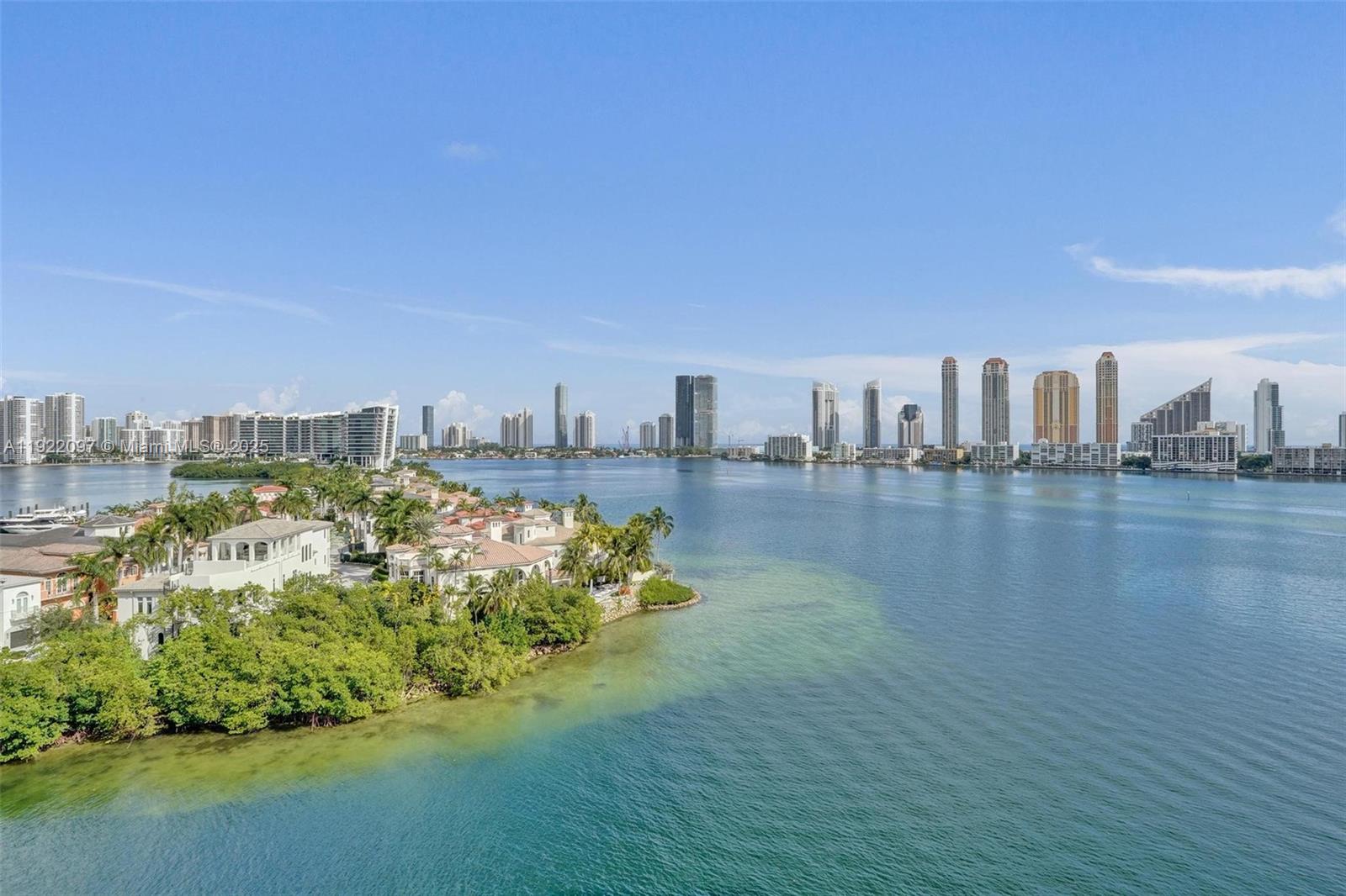 4000 ISL BLVD WILLIAMS IS - Residential