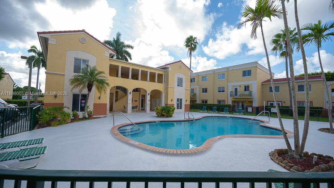 THE SHAMROCK CONDO - Residential Lease