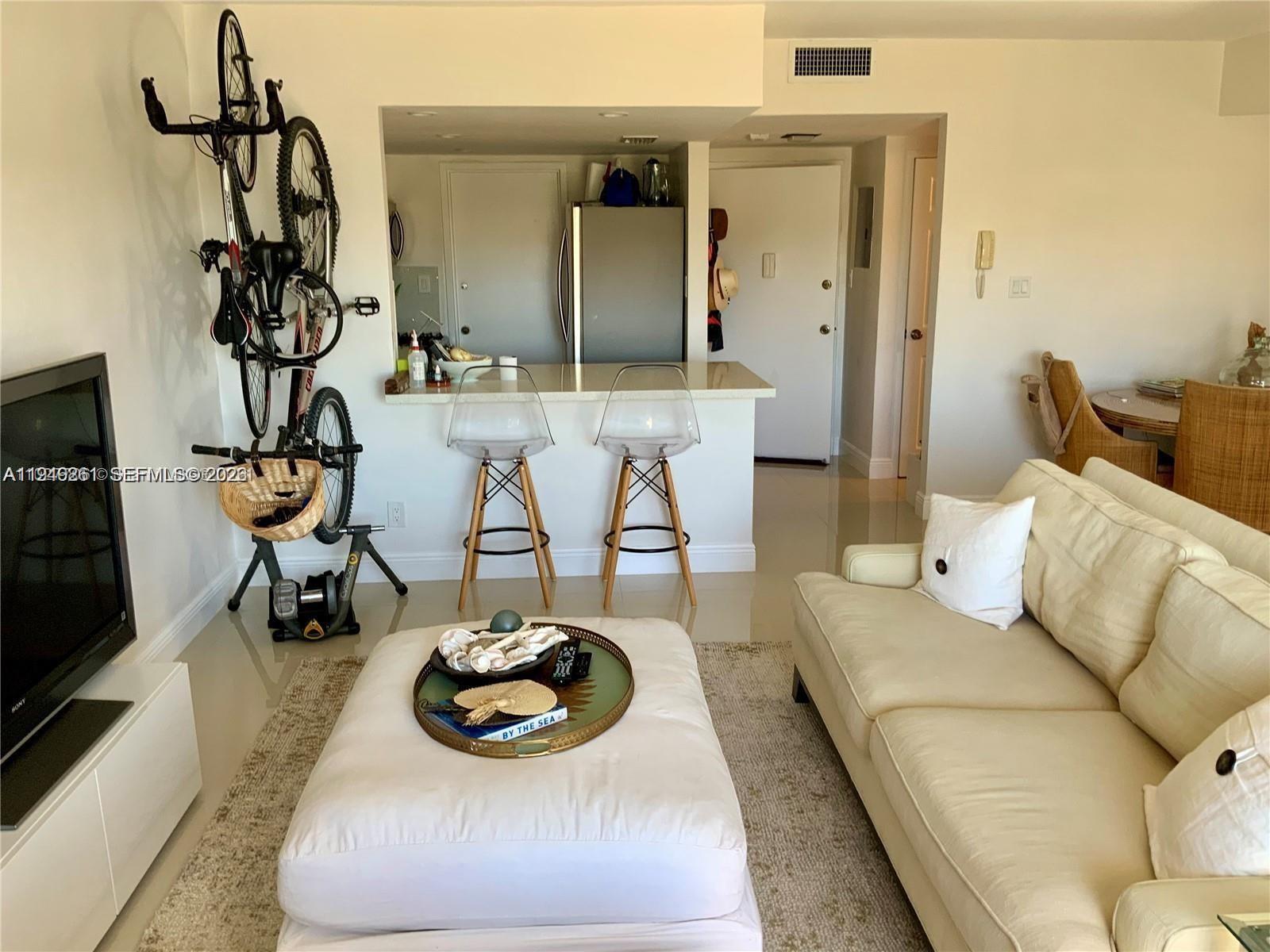 SUNDIAL TOWERS CONDO - Residential