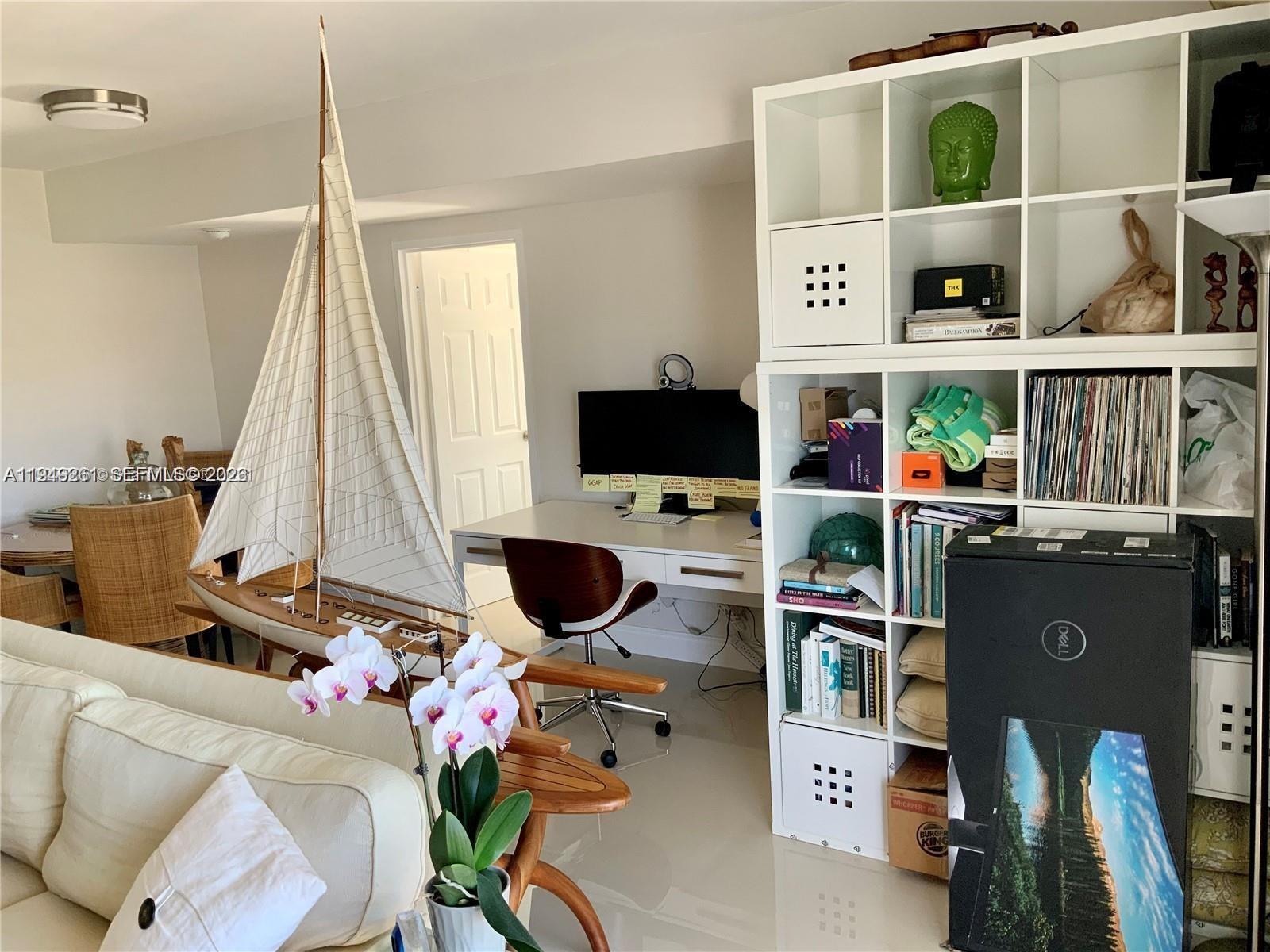 SUNDIAL TOWERS CONDO - Residential