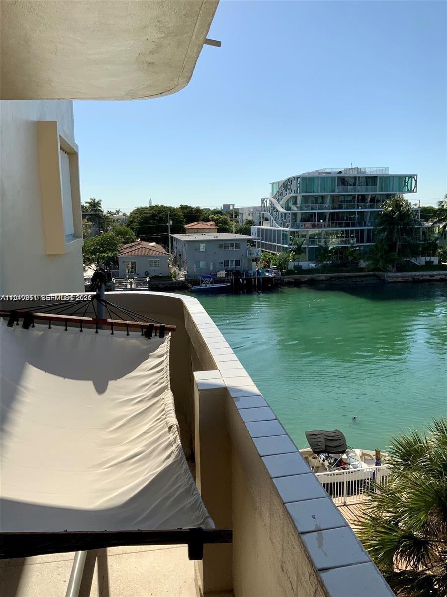 SUNDIAL TOWERS CONDO - Residential