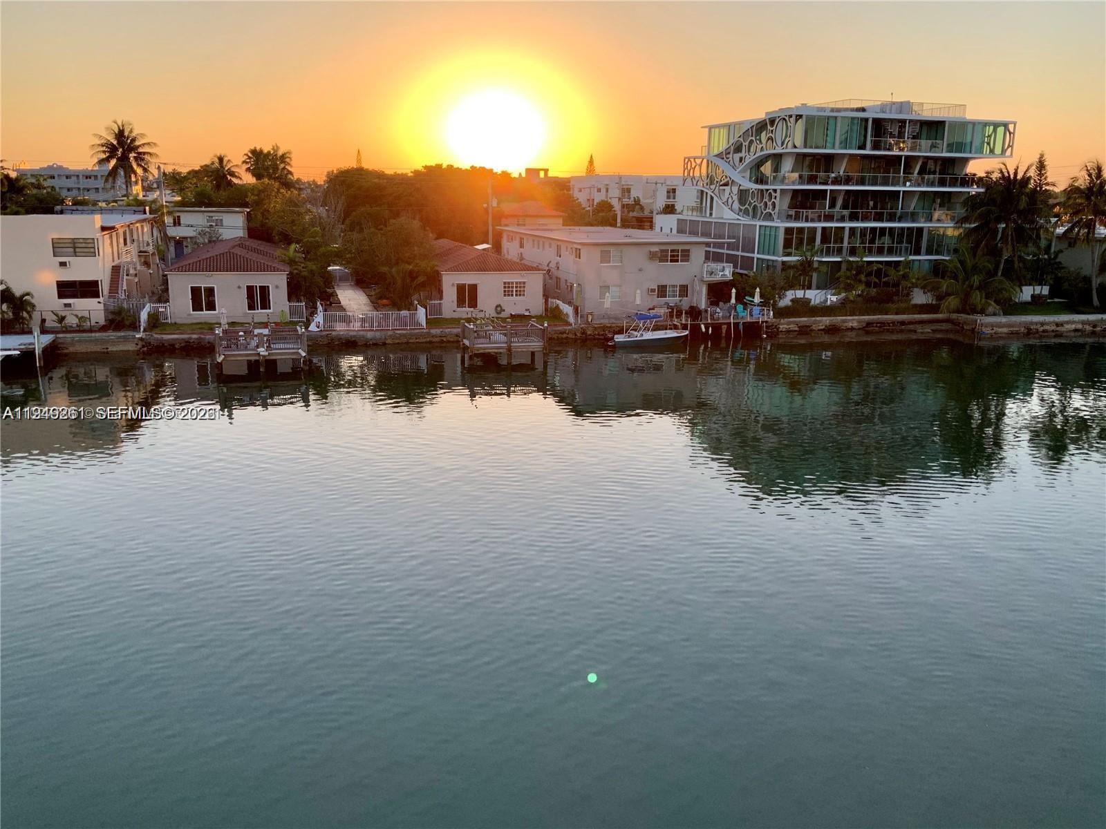 SUNDIAL TOWERS CONDO - Residential