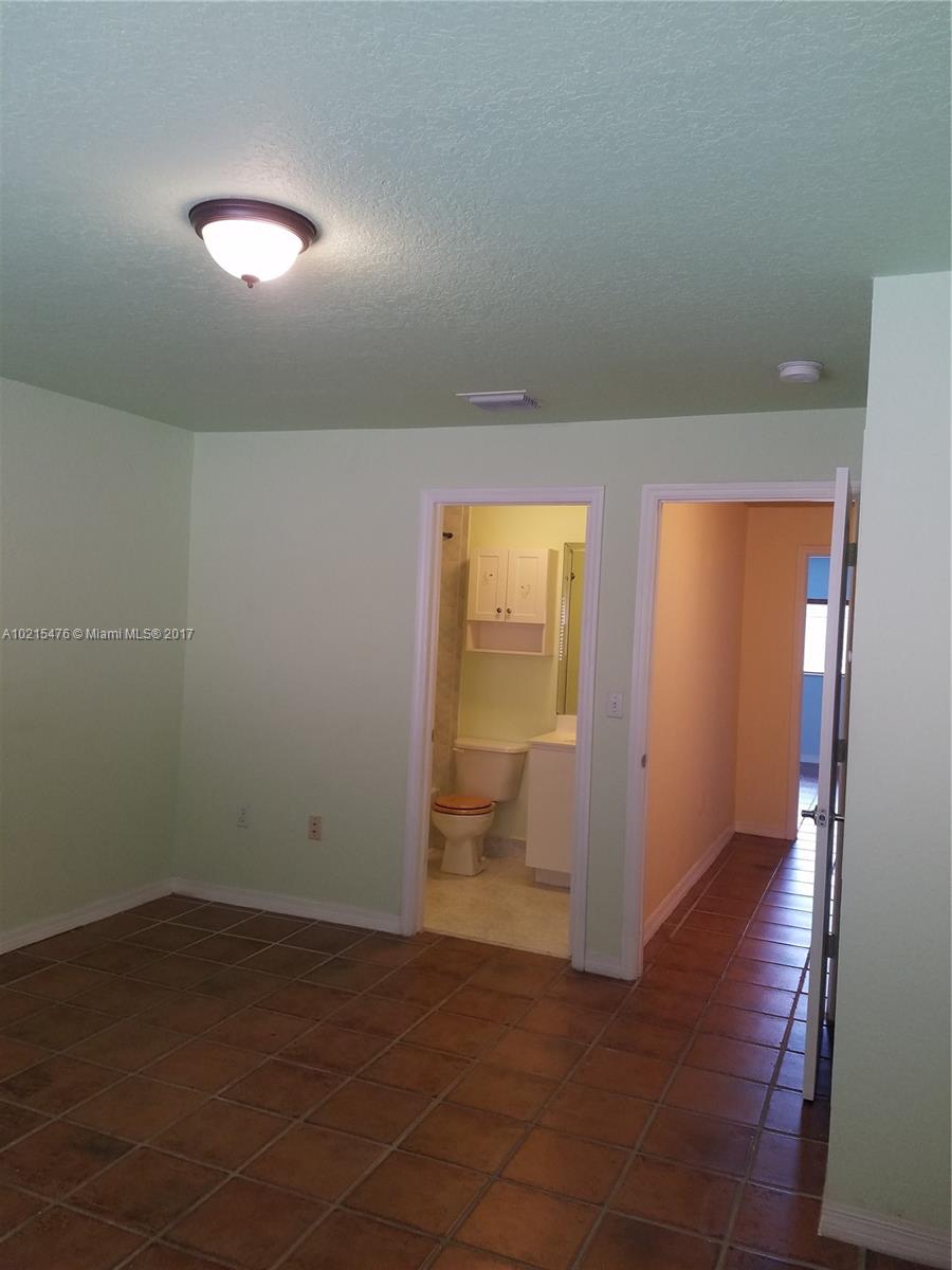 Lakeview At The Gardens C - Residential Lease