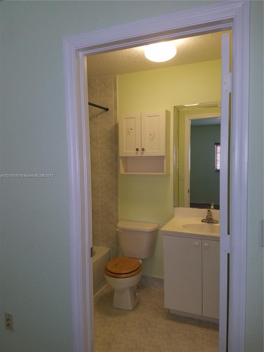 Lakeview At The Gardens C - Residential Lease