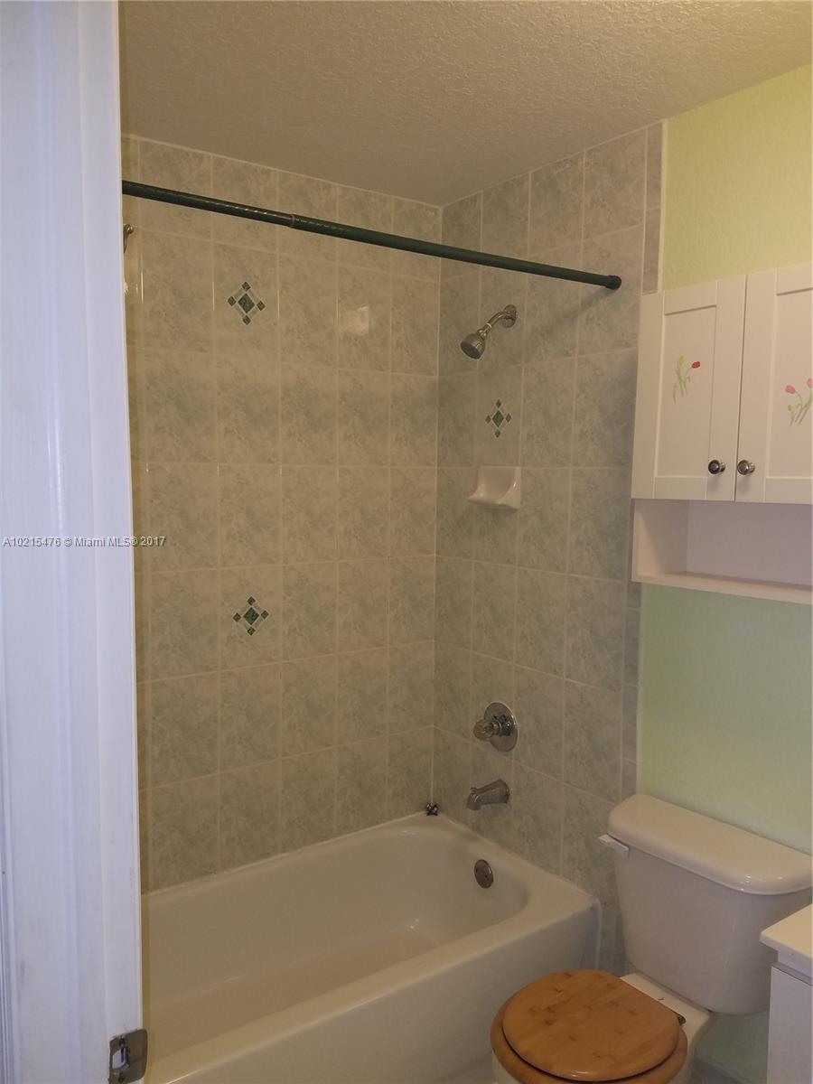 Lakeview At The Gardens C - Residential Lease