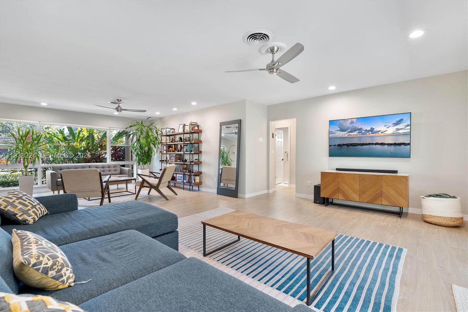 PL OF GOVT - Residential