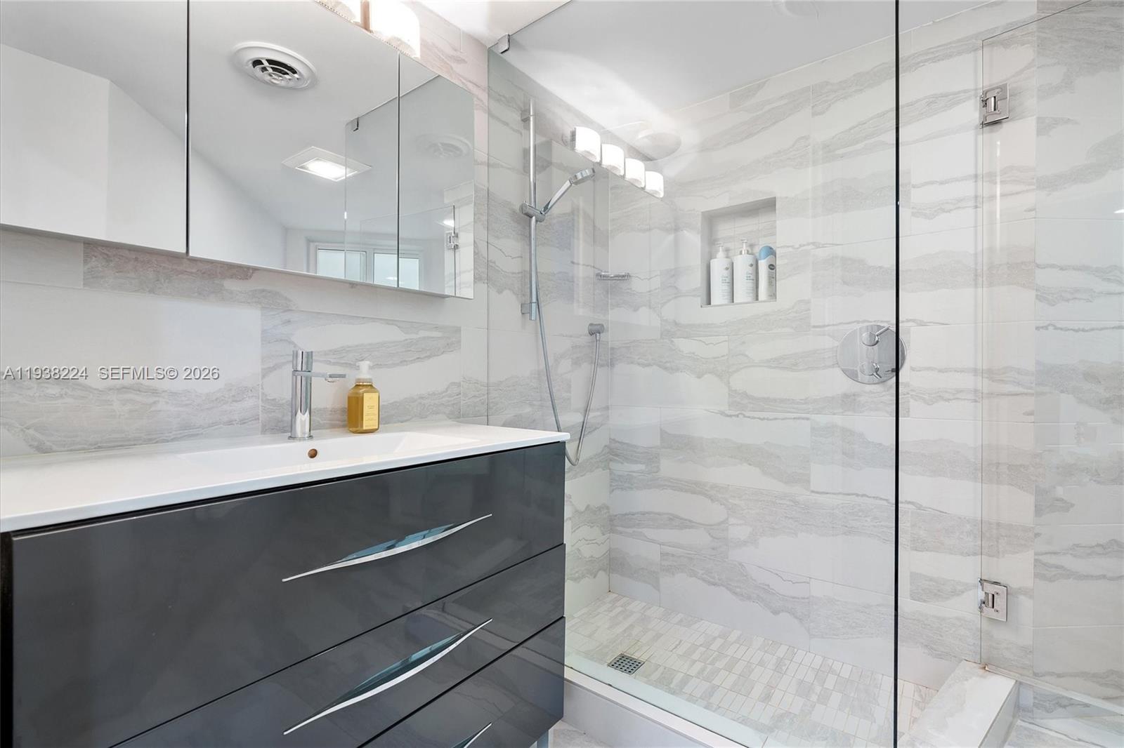 PL OF GOVT - Residential