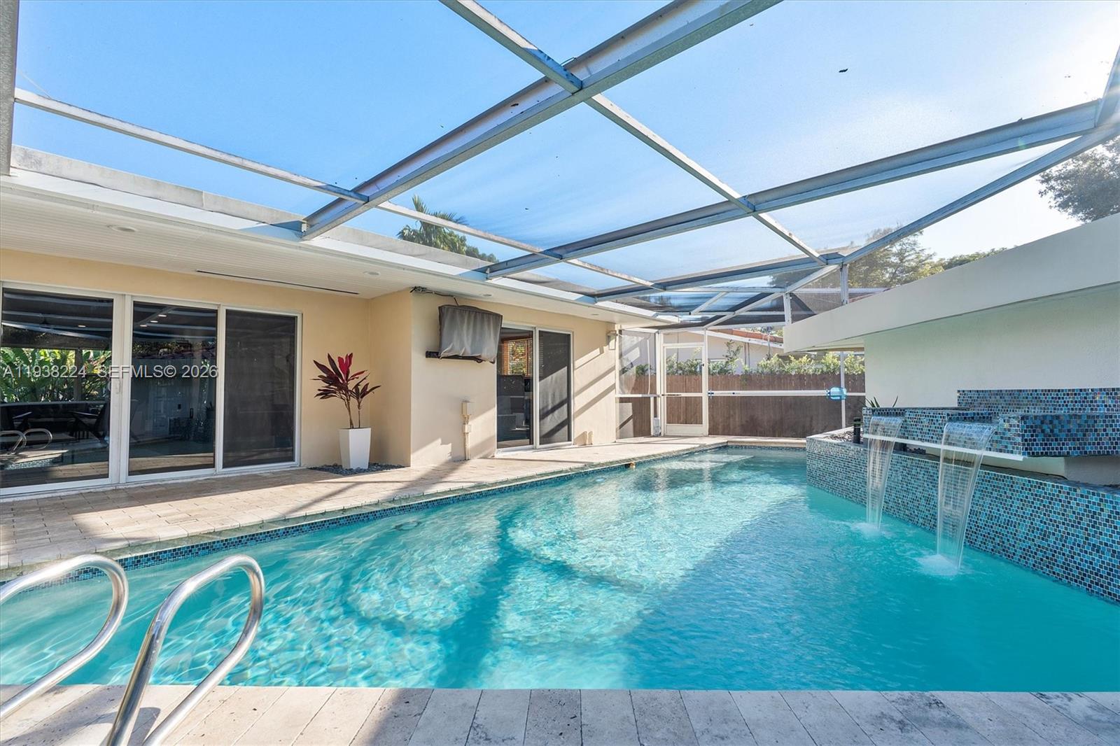 PL OF GOVT - Residential