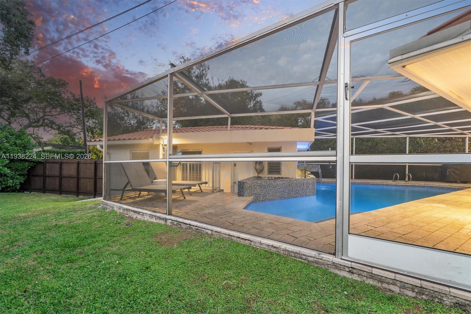 PL OF GOVT - Residential