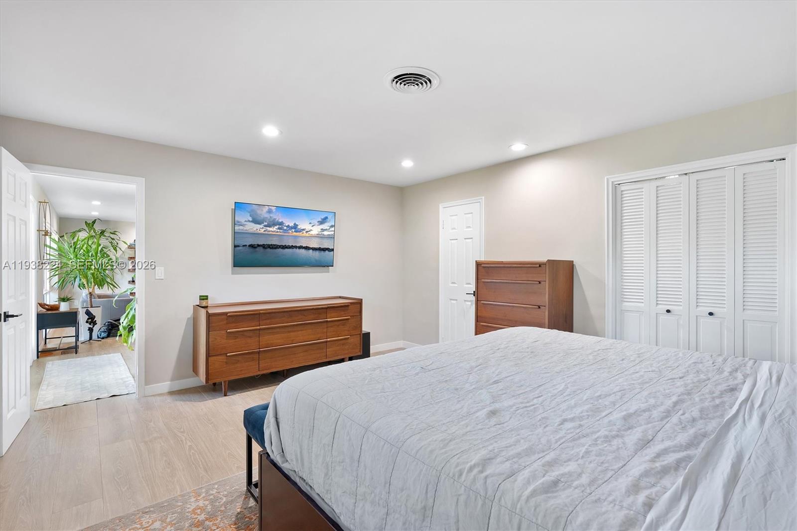 PL OF GOVT - Residential