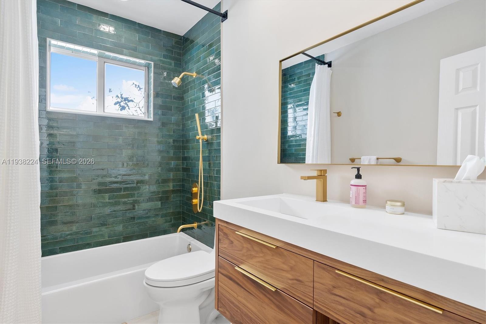 PL OF GOVT - Residential