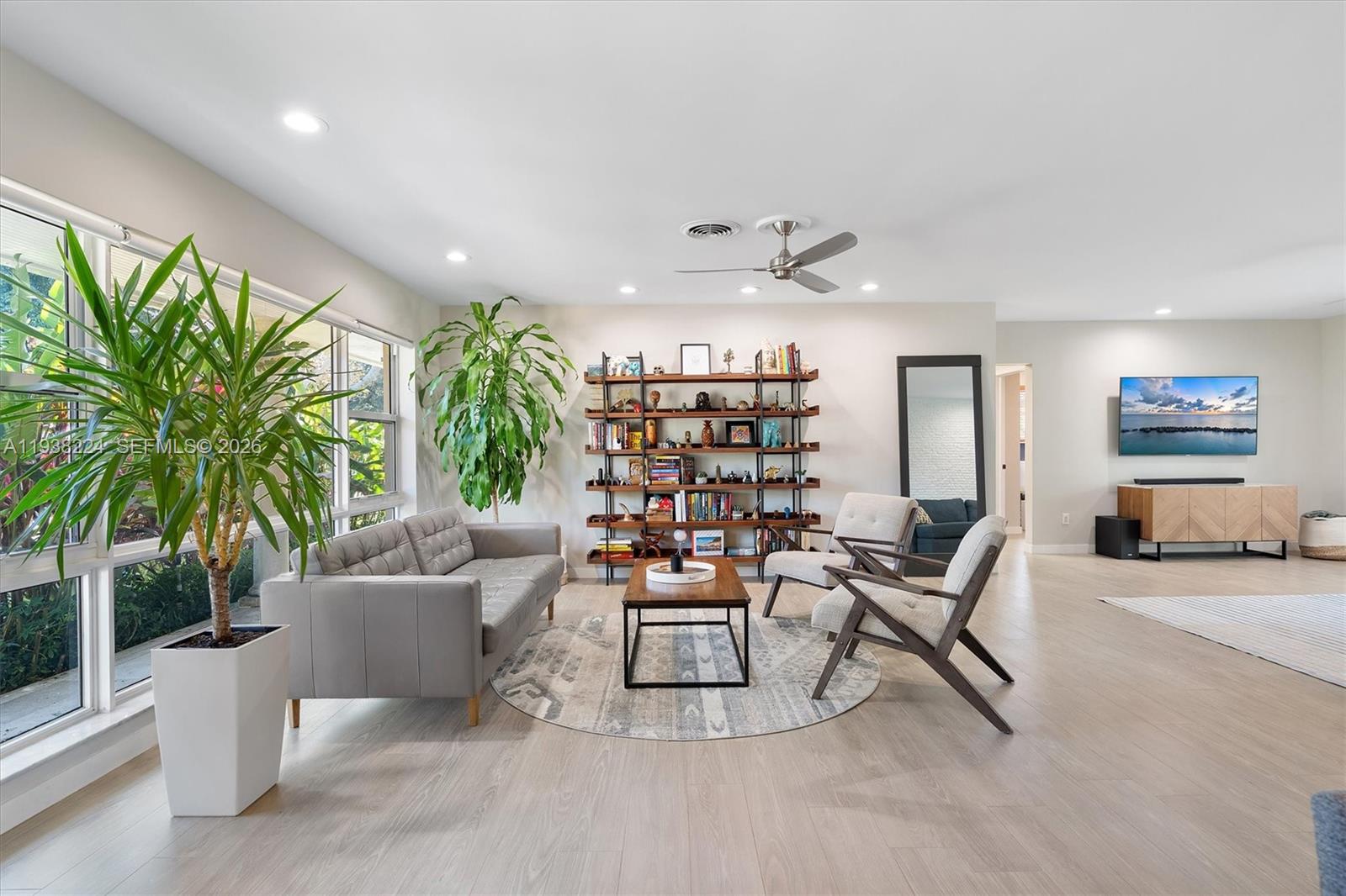 PL OF GOVT - Residential