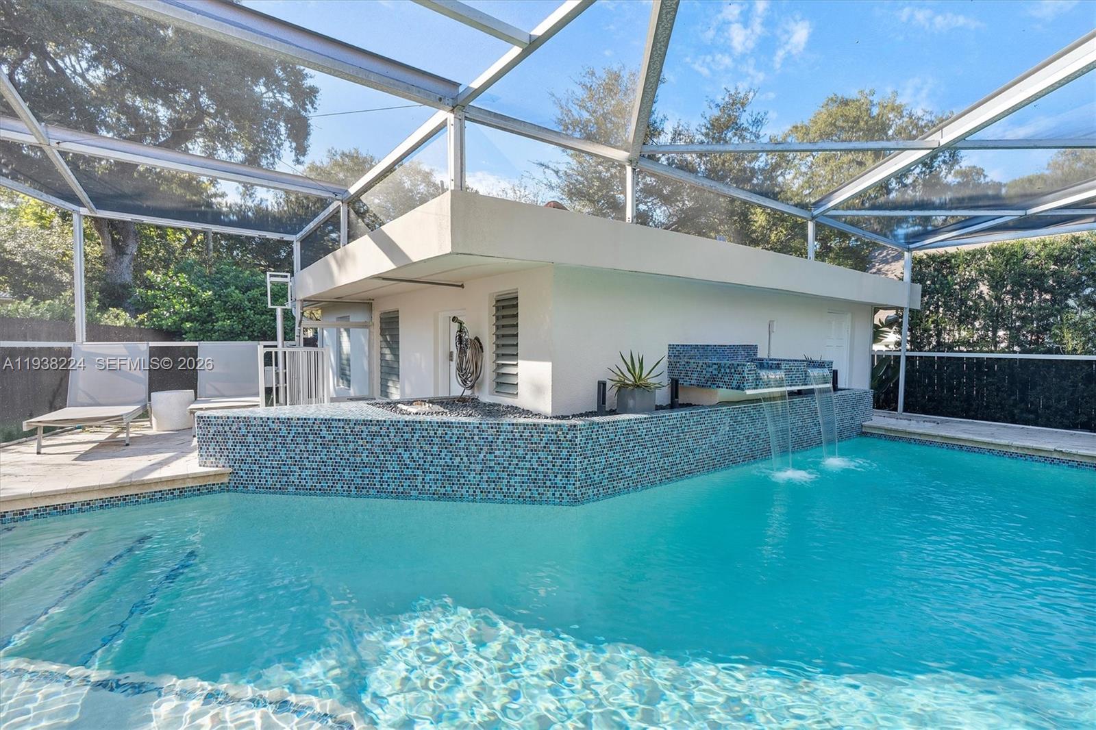 PL OF GOVT - Residential