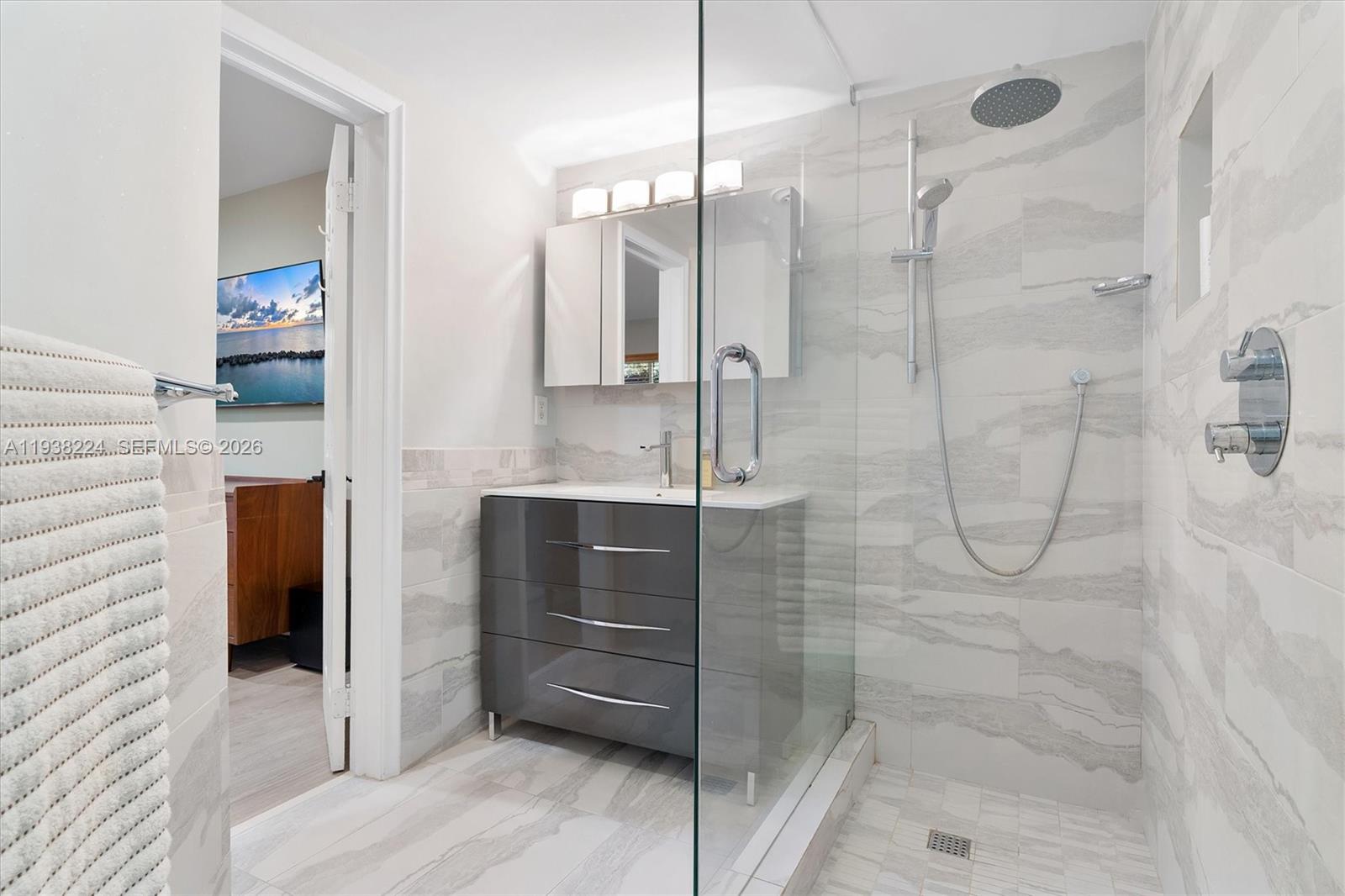 PL OF GOVT - Residential