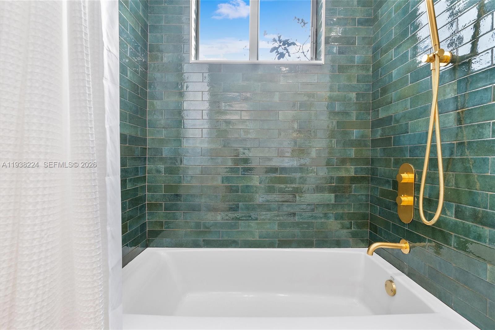 PL OF GOVT - Residential