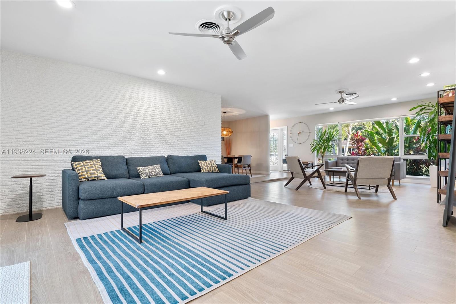 PL OF GOVT - Residential