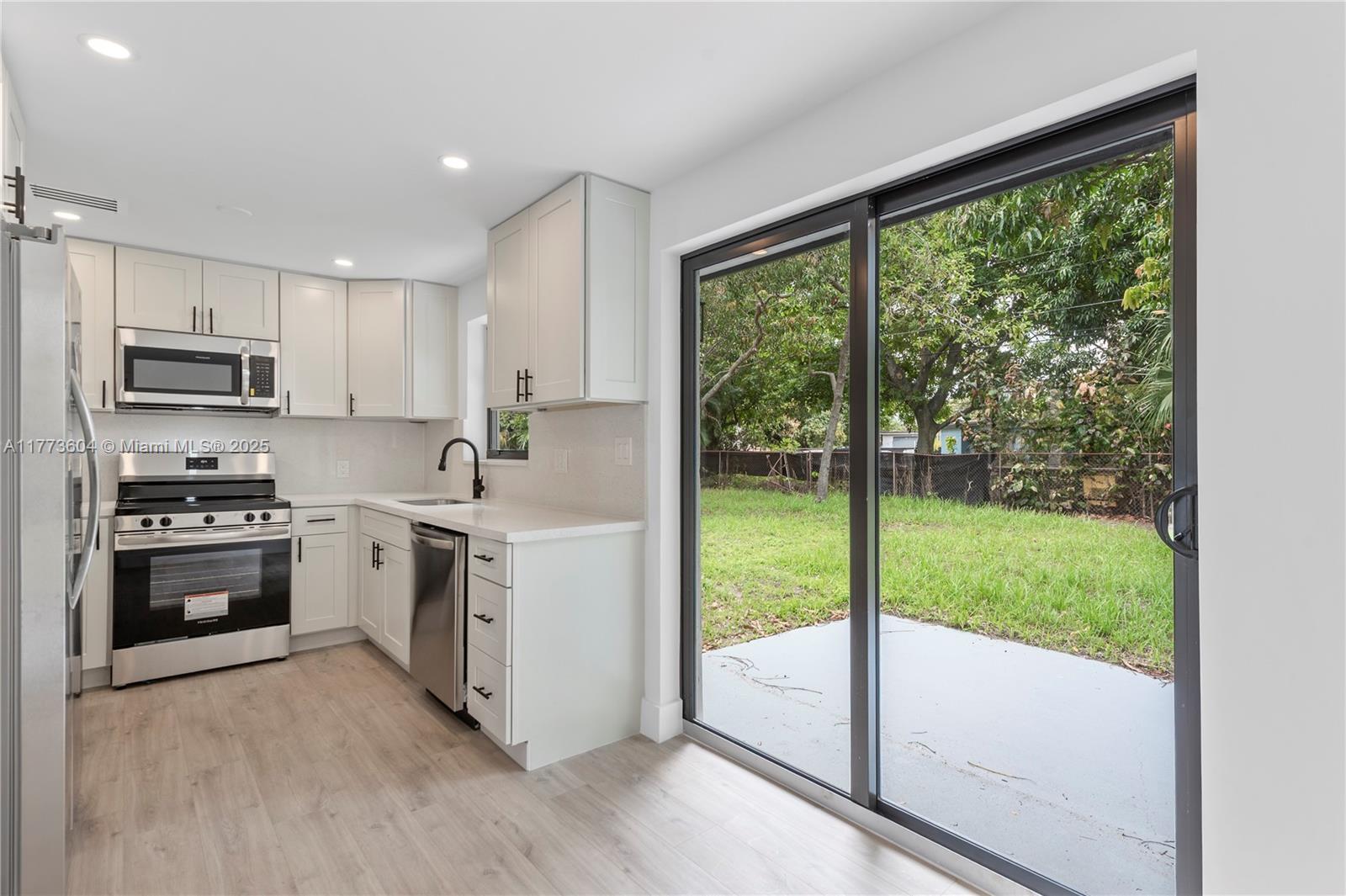 PROSPER PARK AMEN - Residential