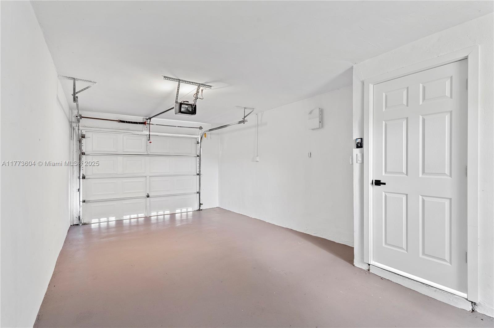 PROSPER PARK AMEN - Residential