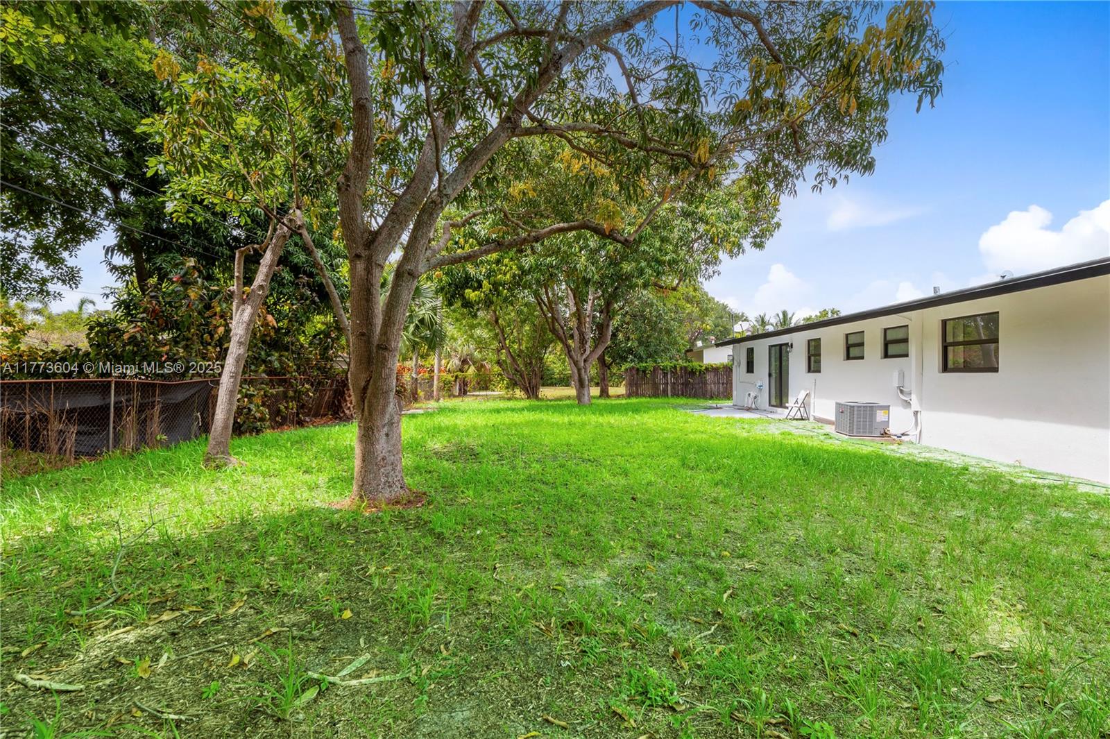 PROSPER PARK AMEN - Residential