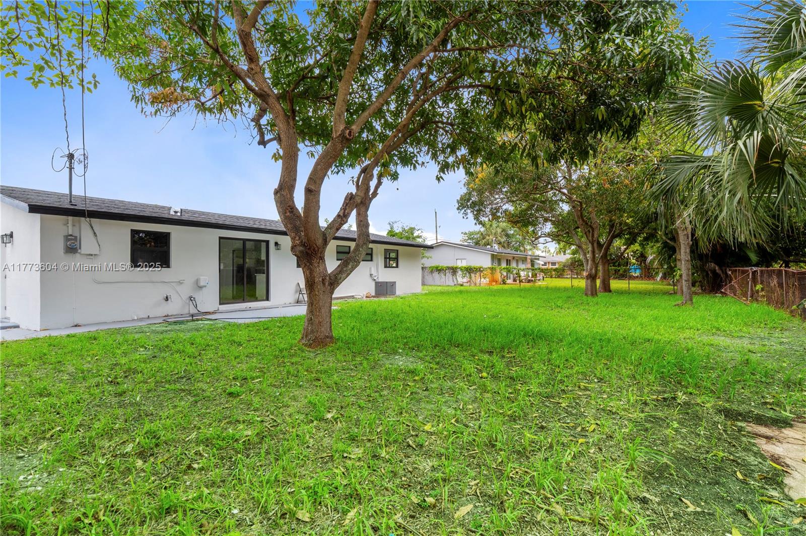 PROSPER PARK AMEN - Residential