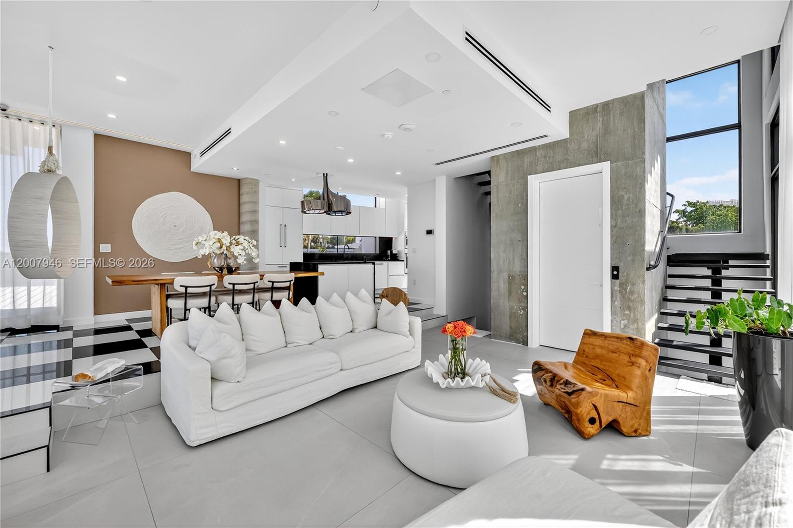 BELLE ISLE VILLAS - Residential