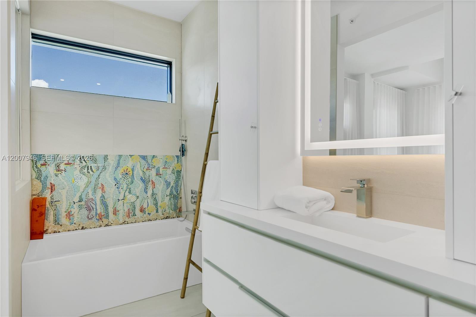 BELLE ISLE VILLAS - Residential