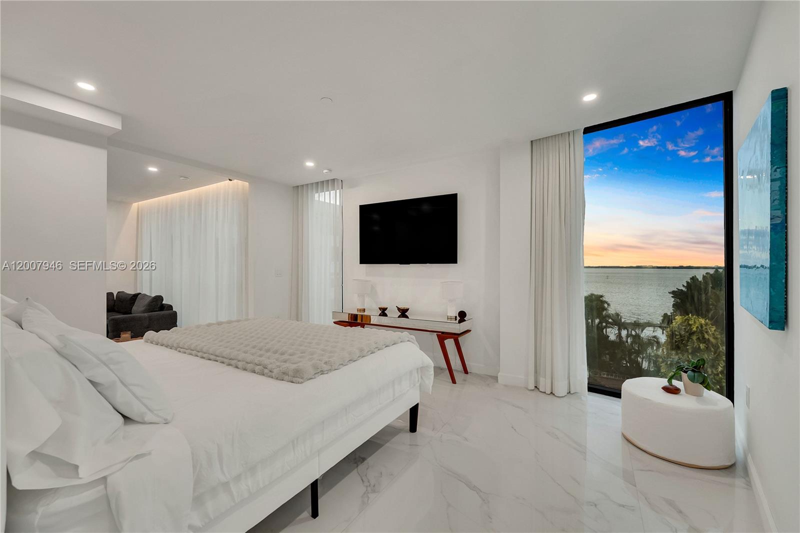 BELLE ISLE VILLAS - Residential