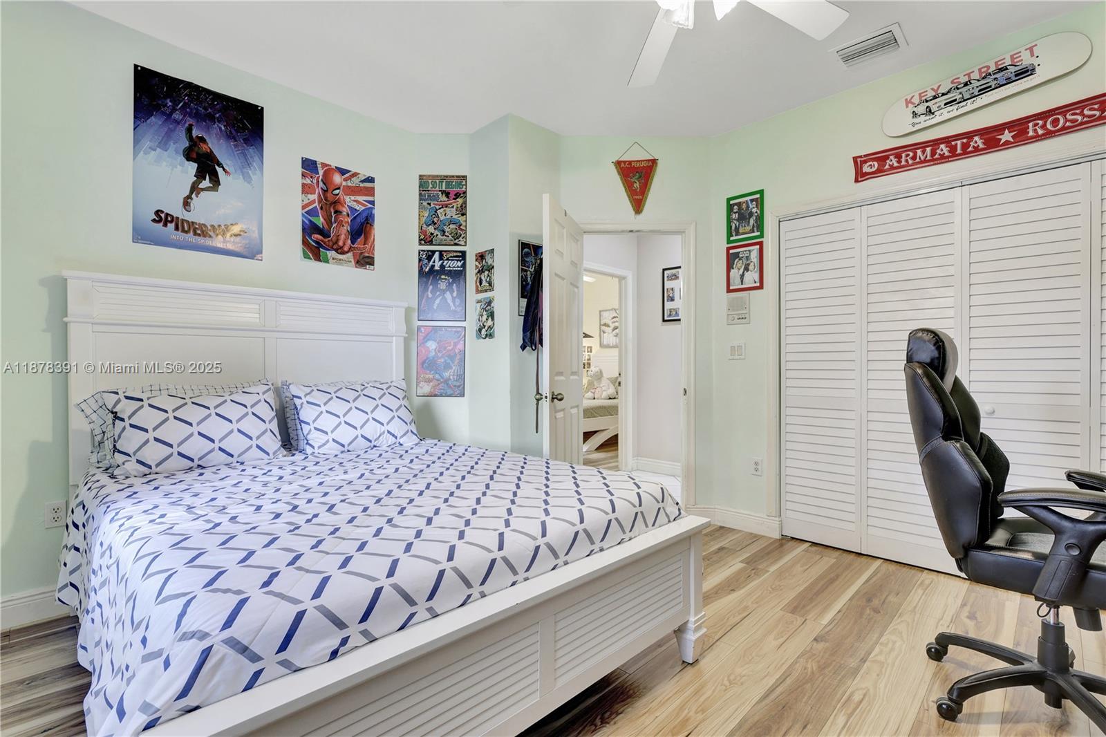 REPLAT OF COUNTRY LAKES - Residential