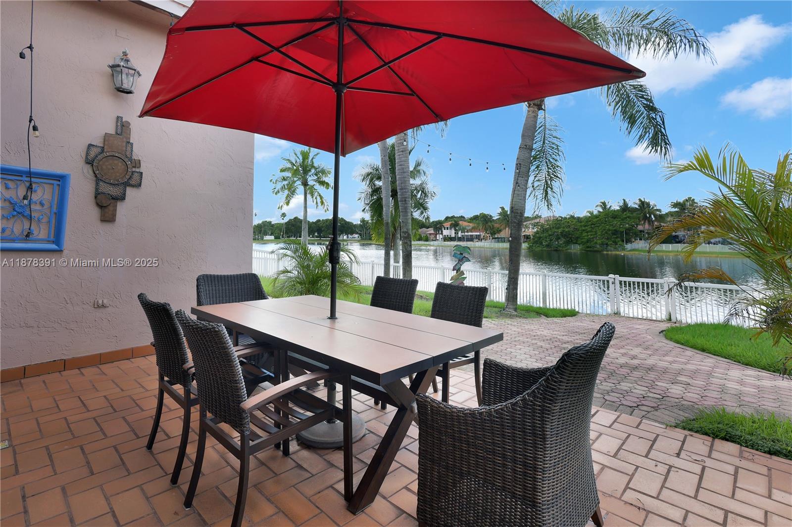 REPLAT OF COUNTRY LAKES - Residential