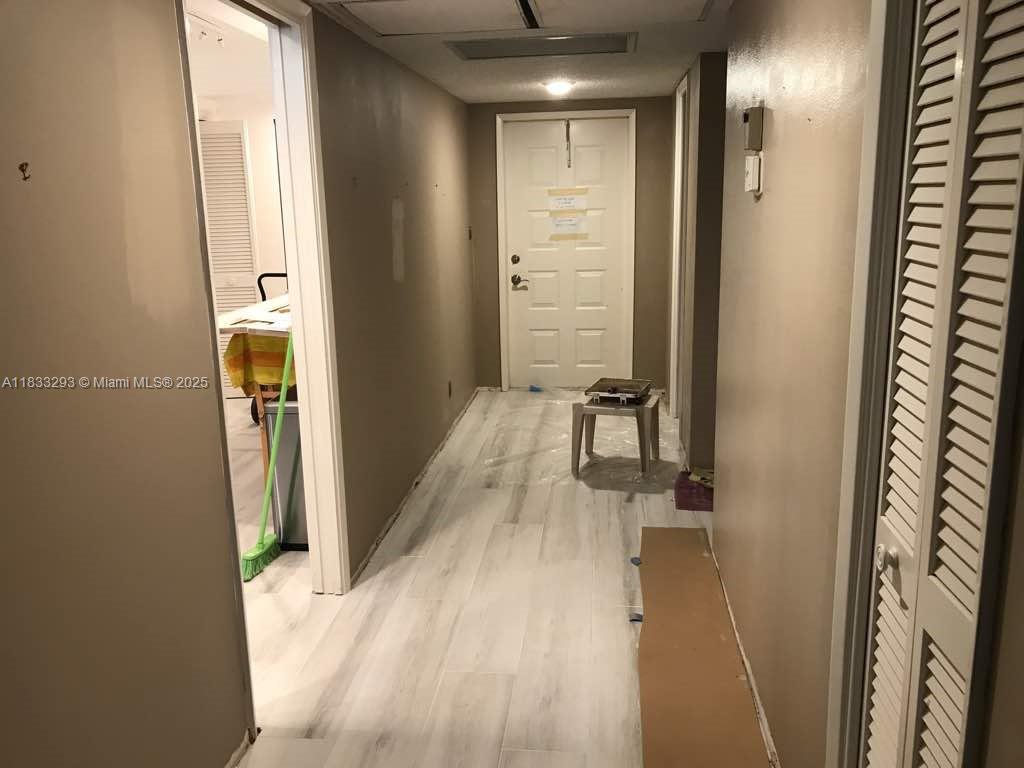 4200 Oaks Ter 206