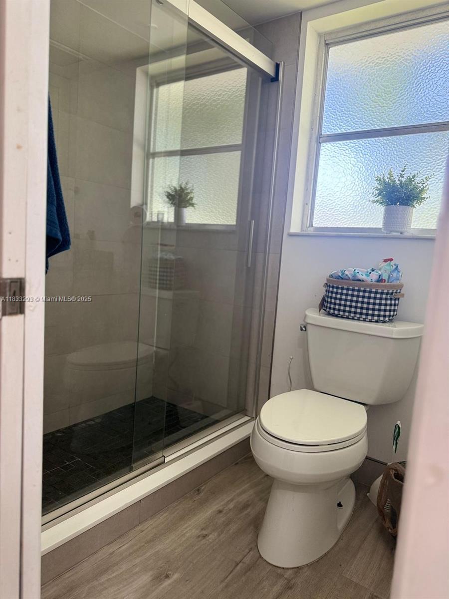 4200 Oaks Ter 206
