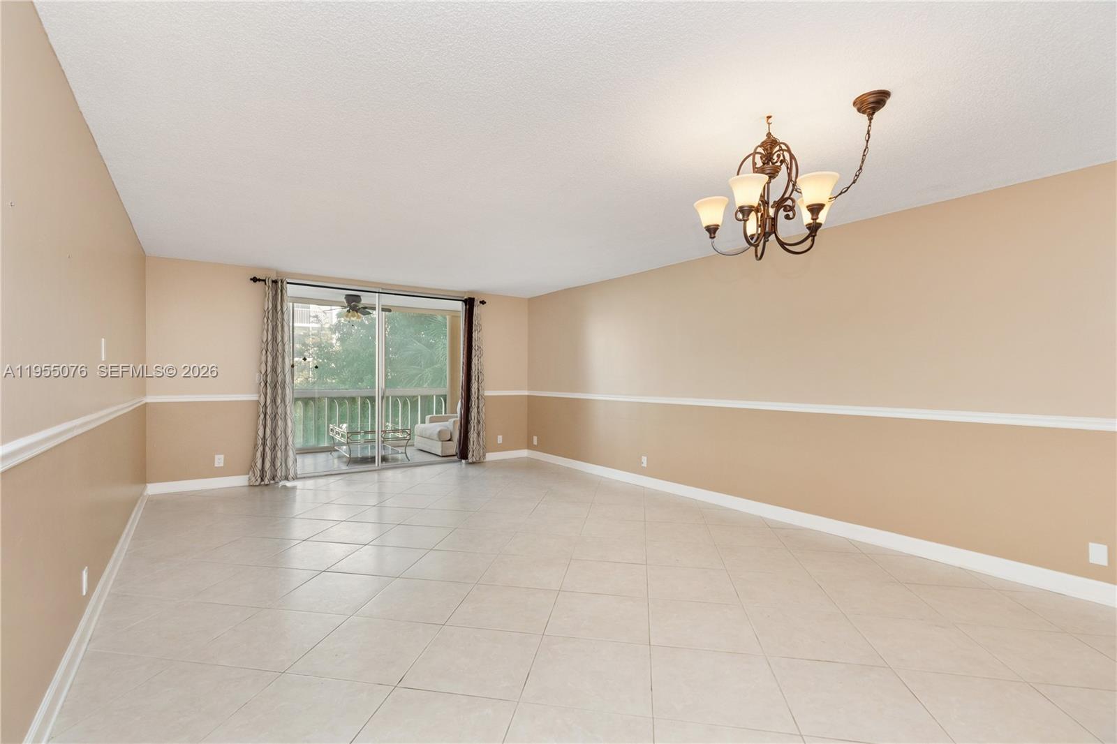 301 NE 14th Ave 307