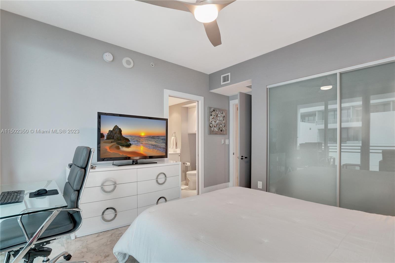 DIPLOMAT OCEANFRONT RESID - Residential