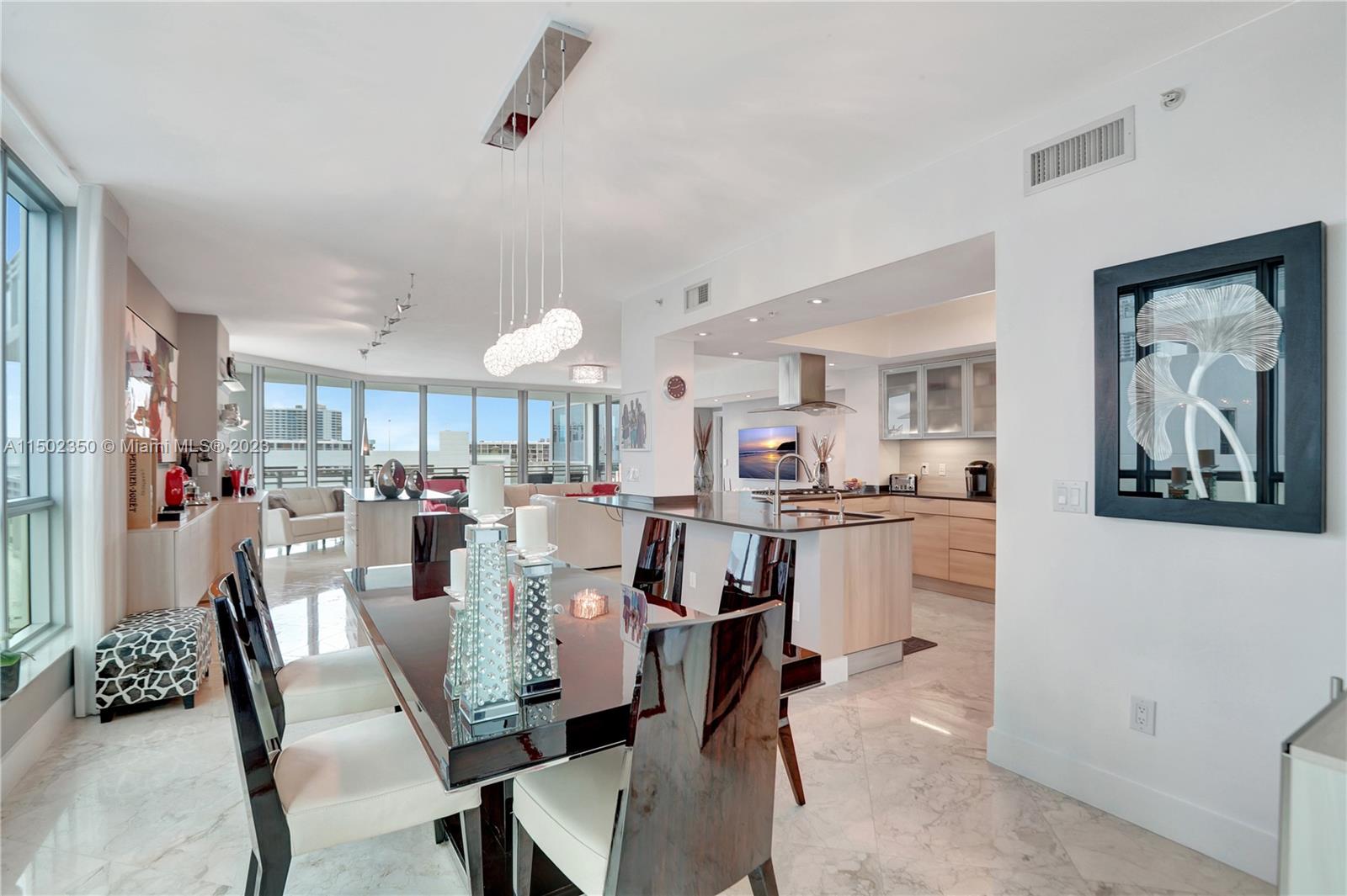 DIPLOMAT OCEANFRONT RESID - Residential