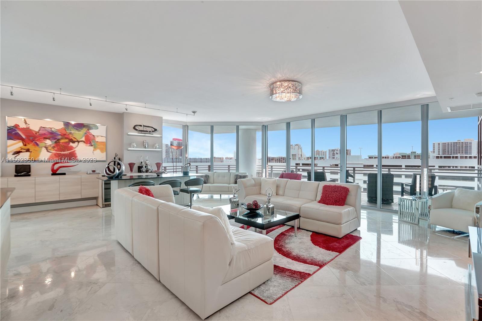 DIPLOMAT OCEANFRONT RESID - Residential