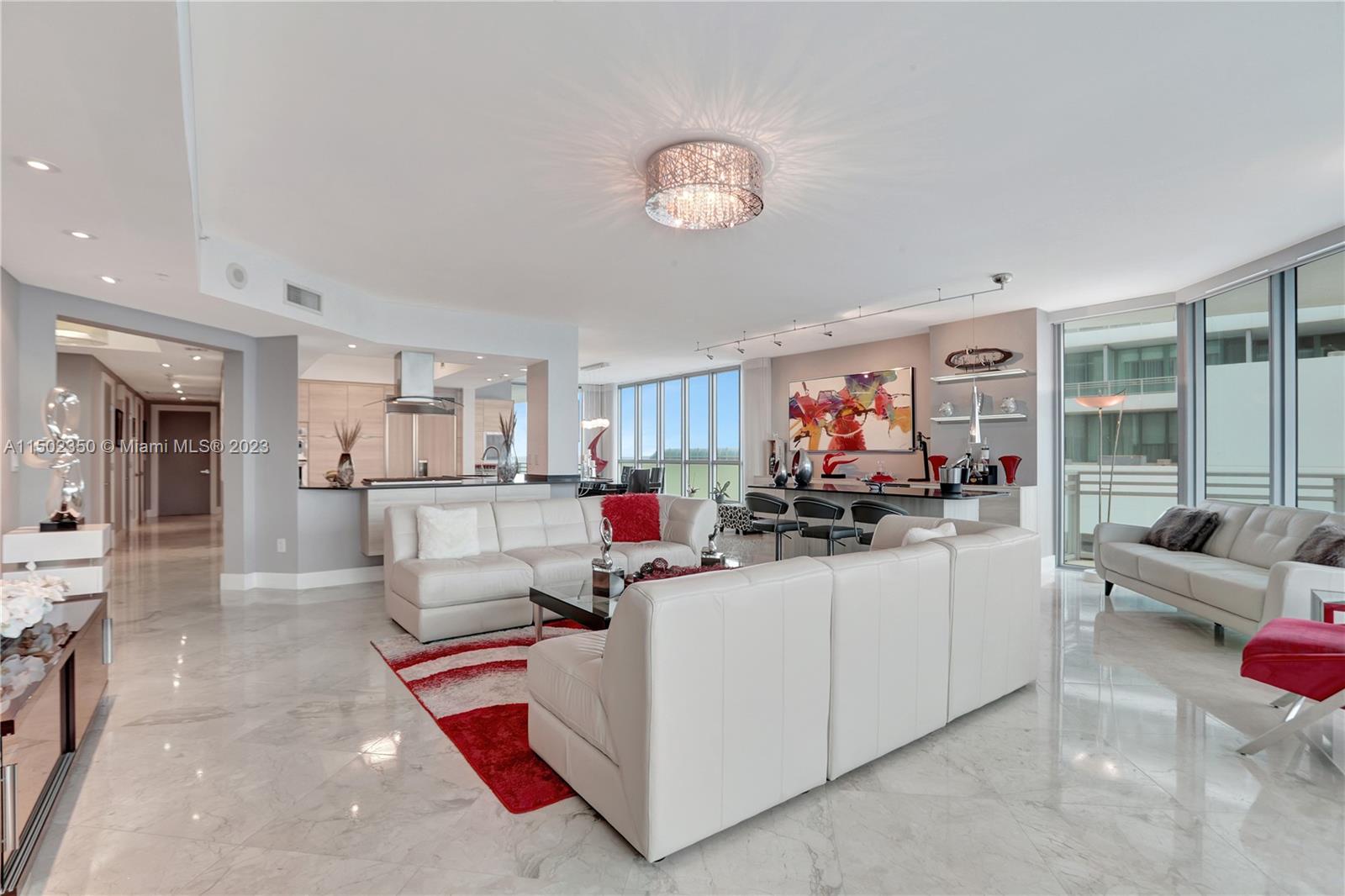 DIPLOMAT OCEANFRONT RESID - Residential