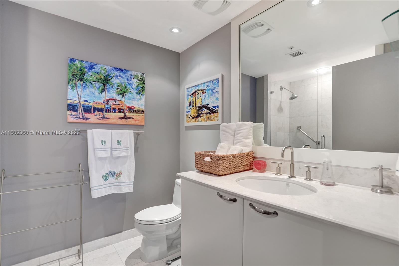 DIPLOMAT OCEANFRONT RESID - Residential