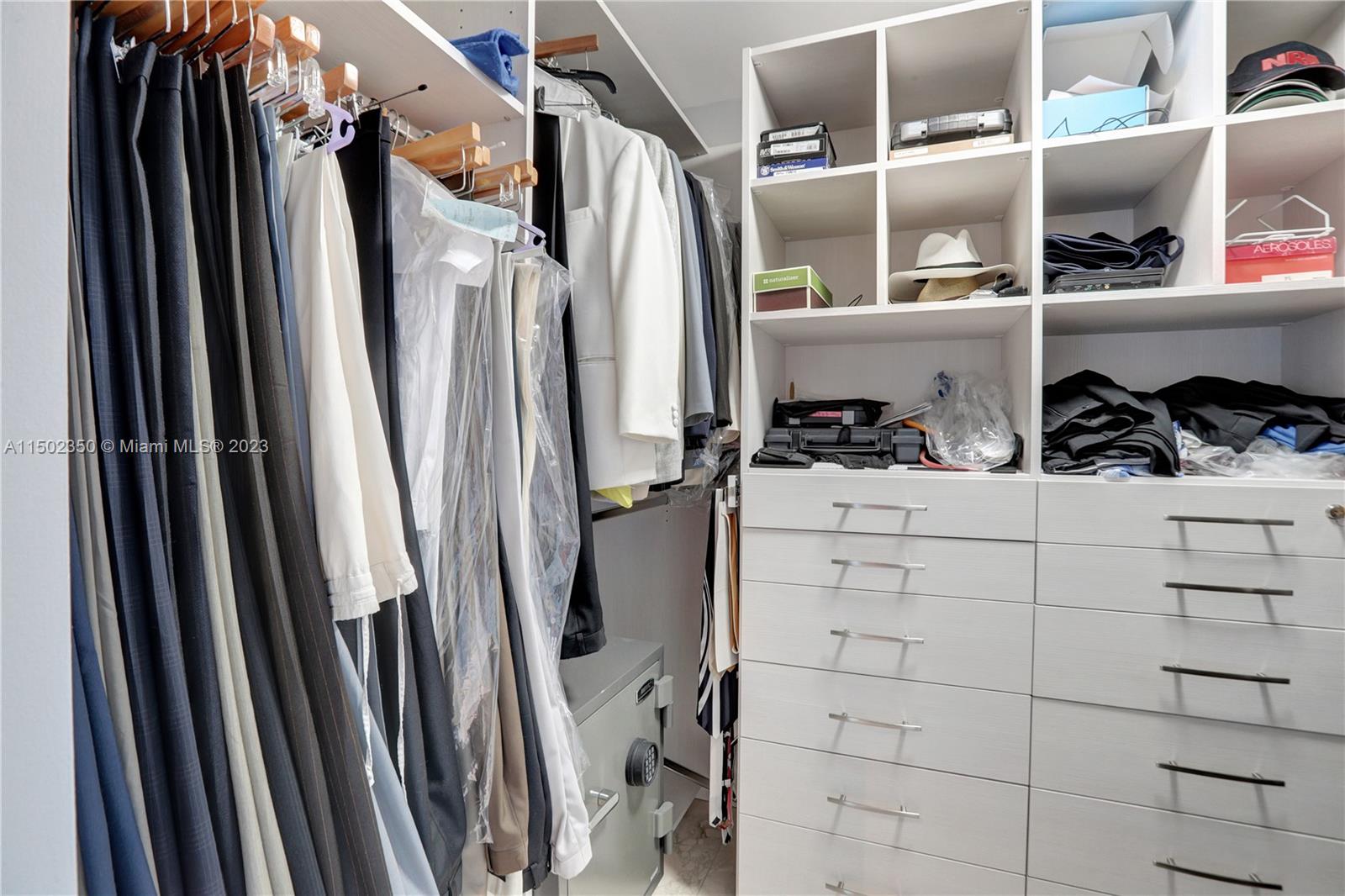 DIPLOMAT OCEANFRONT RESID - Residential