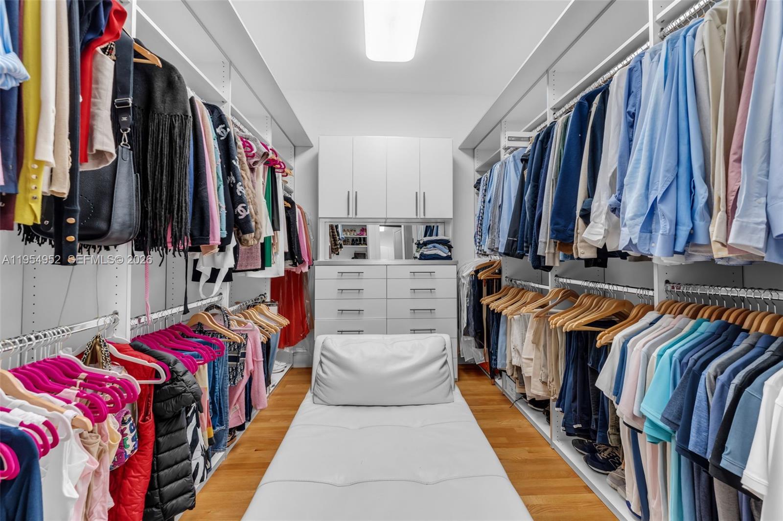 GABLES WATERWAY TOWN - Residential