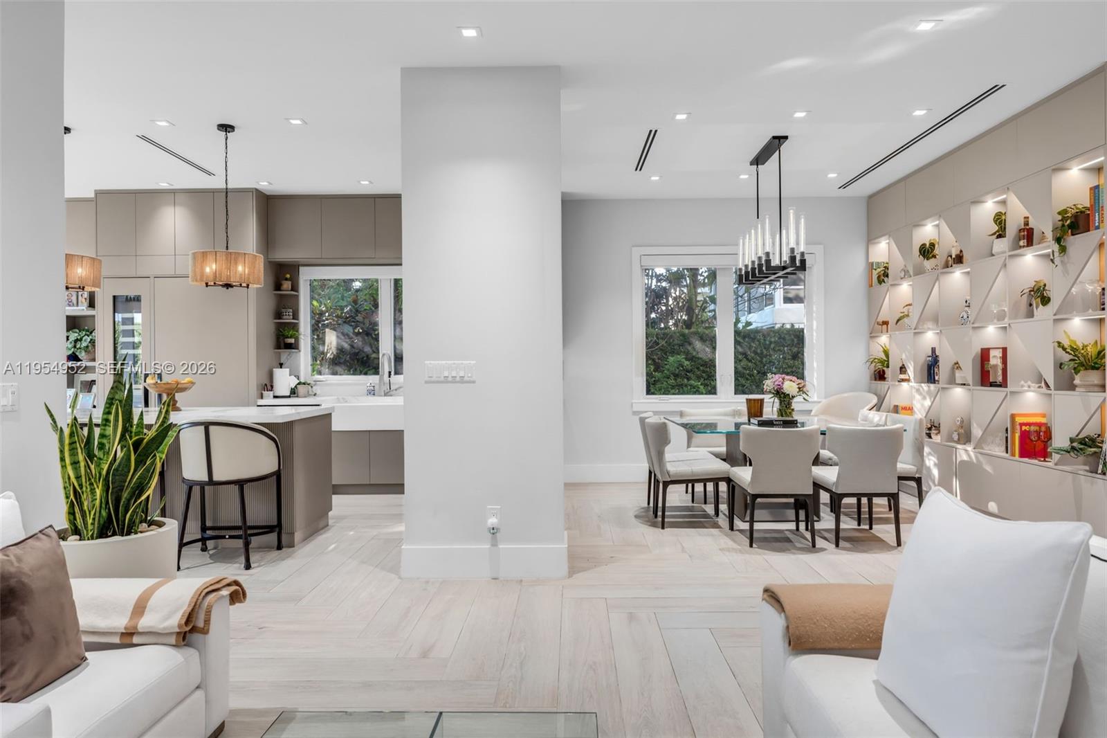 GABLES WATERWAY TOWN - Residential