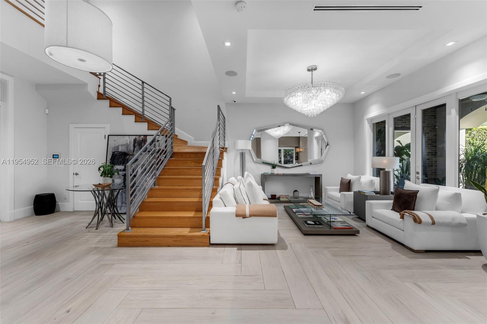 GABLES WATERWAY TOWN - Residential