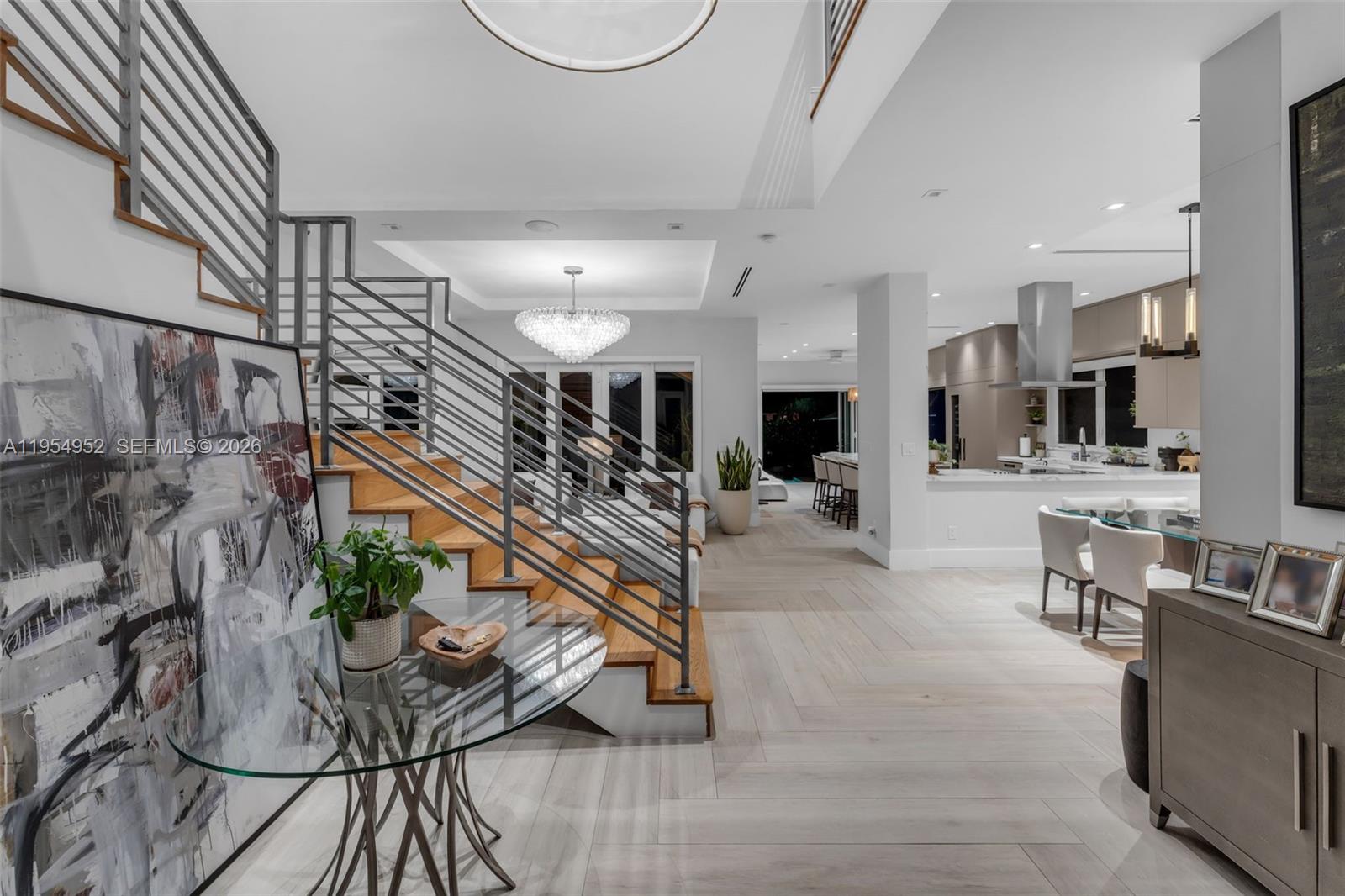 GABLES WATERWAY TOWN - Residential