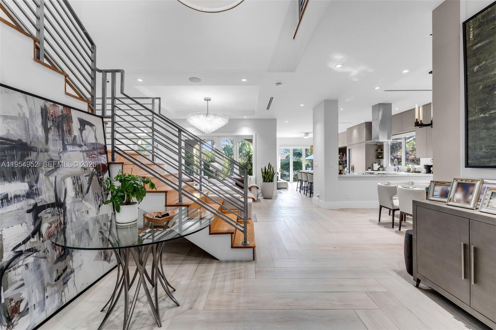 GABLES WATERWAY TOWN - Residential