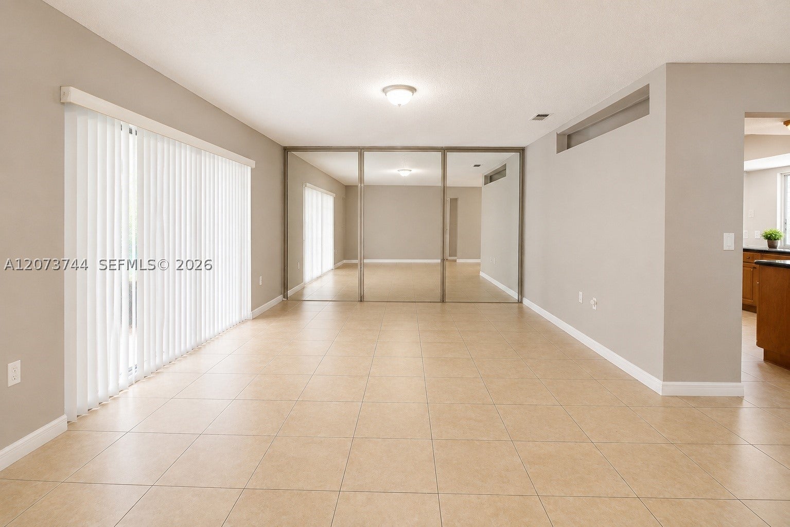 1060 N Douglas Rd