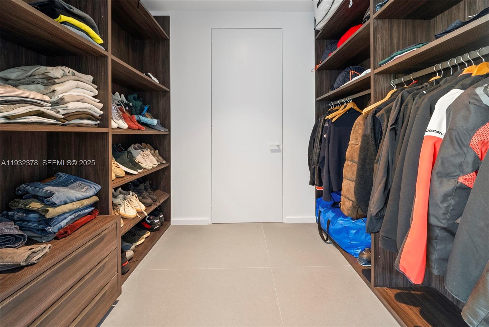 2000 OCEAN CONDO - Residential