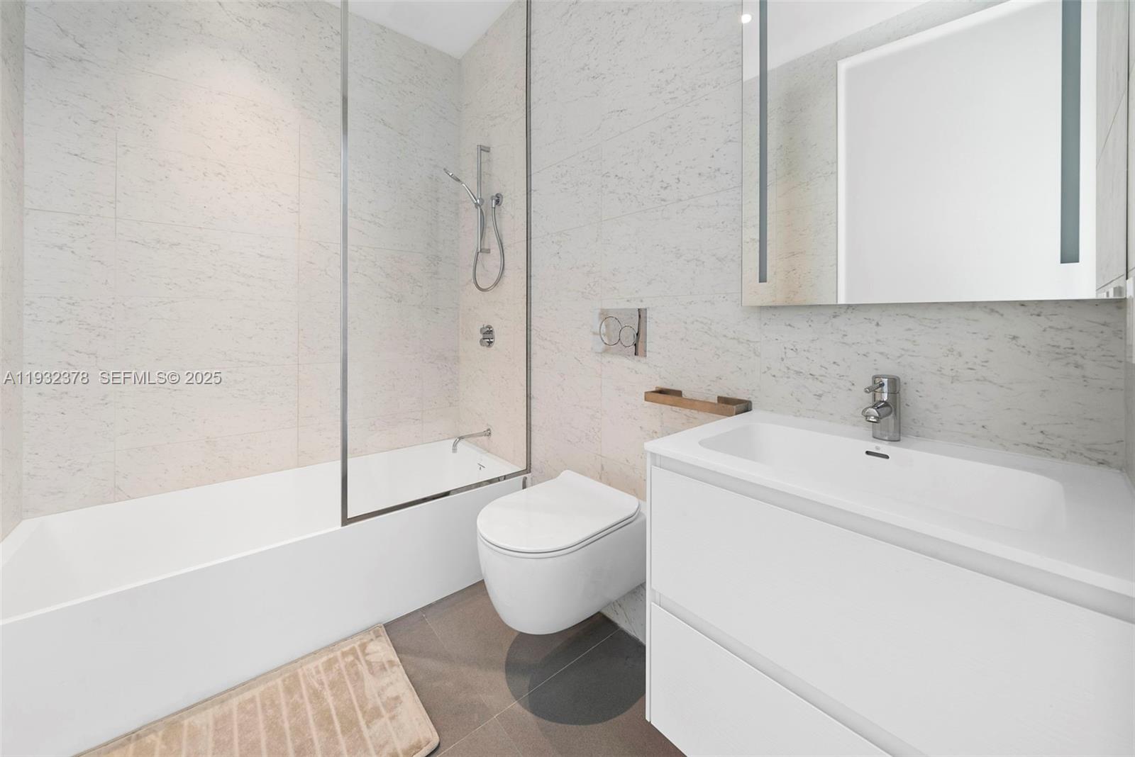 2000 OCEAN CONDO - Residential