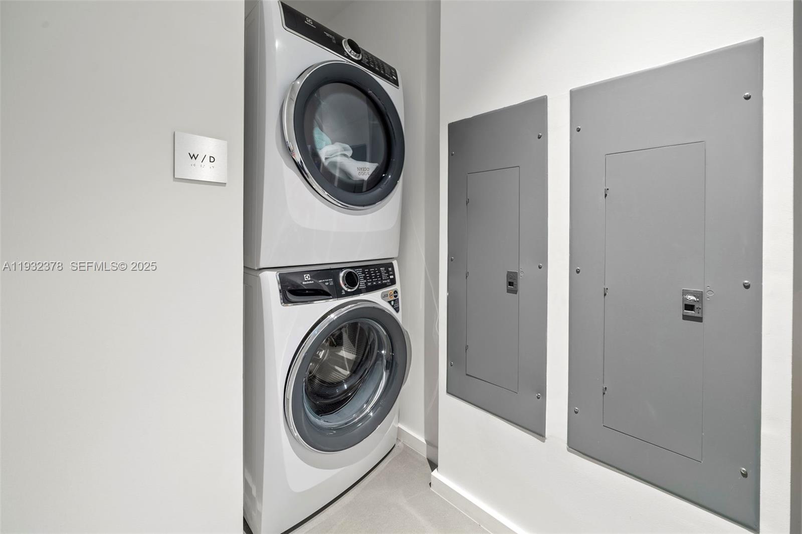 2000 OCEAN CONDO - Residential