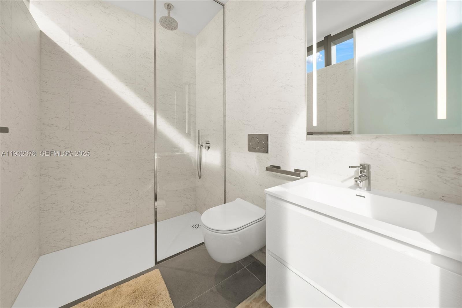 2000 OCEAN CONDO - Residential