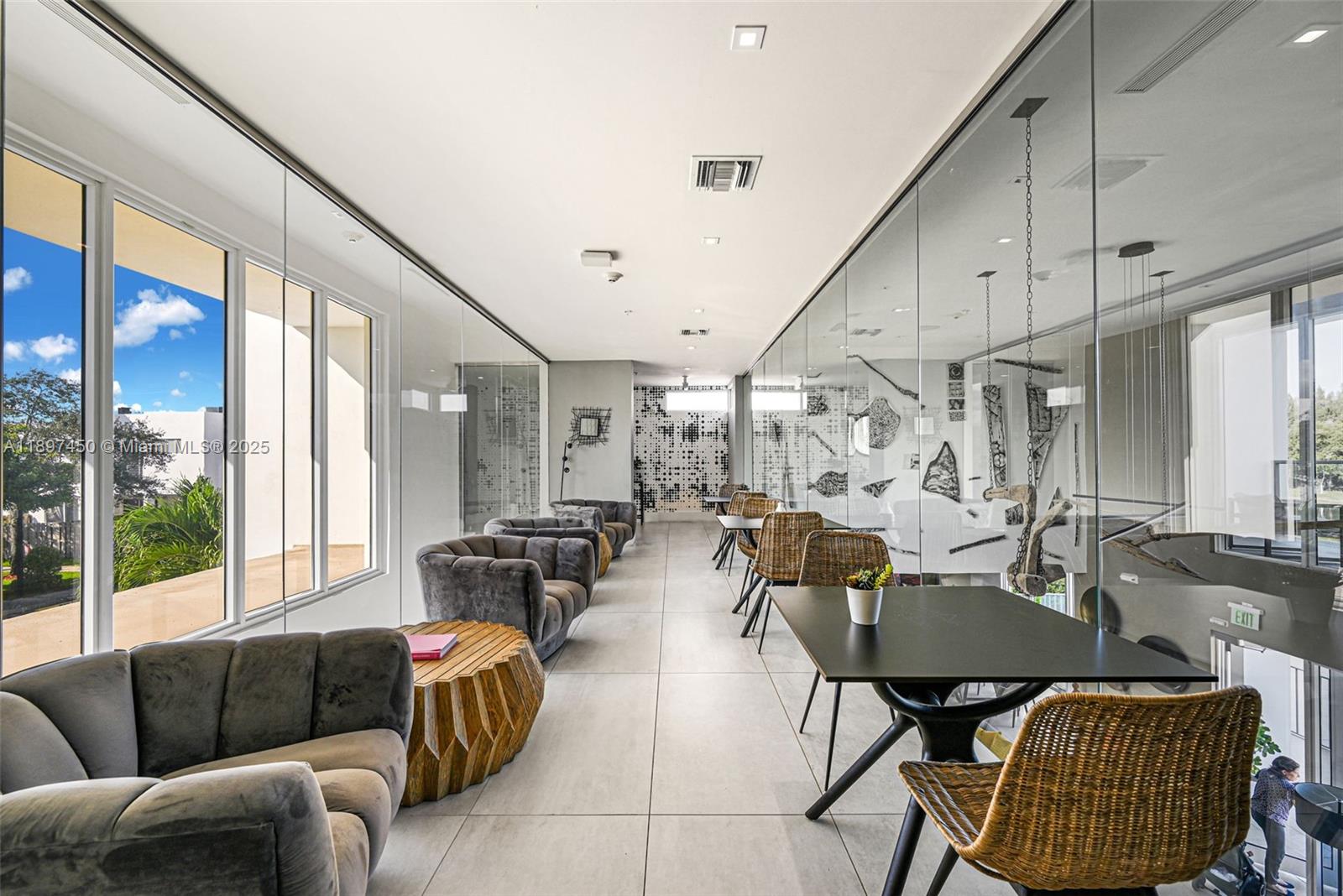 DORAL PALMS NORTH - Residential